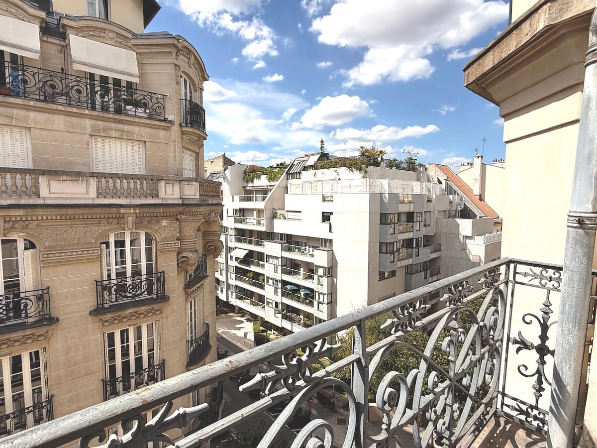 Neuilly - M Michelis / Pl du marché — vue 2