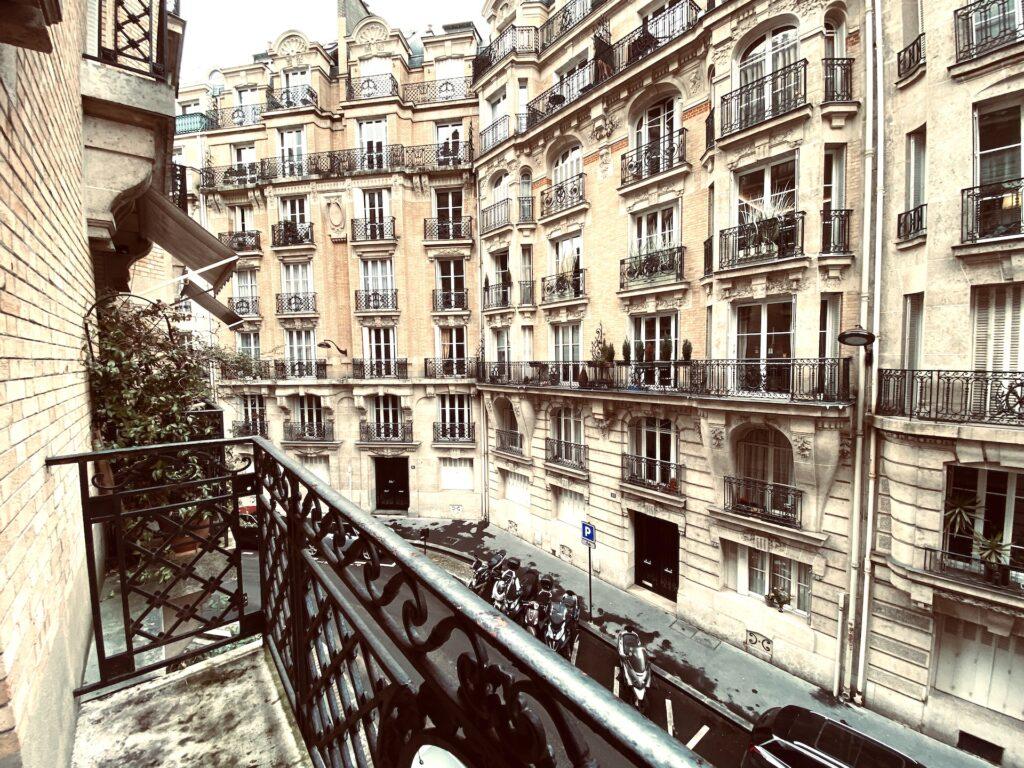 8 Rue Berteaux Dumas 92200 Neuilly Sur Seine